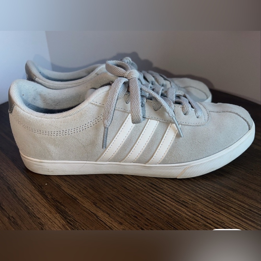 Adidas Neo Women's Light Grey Suede Sneakers Size 7.5